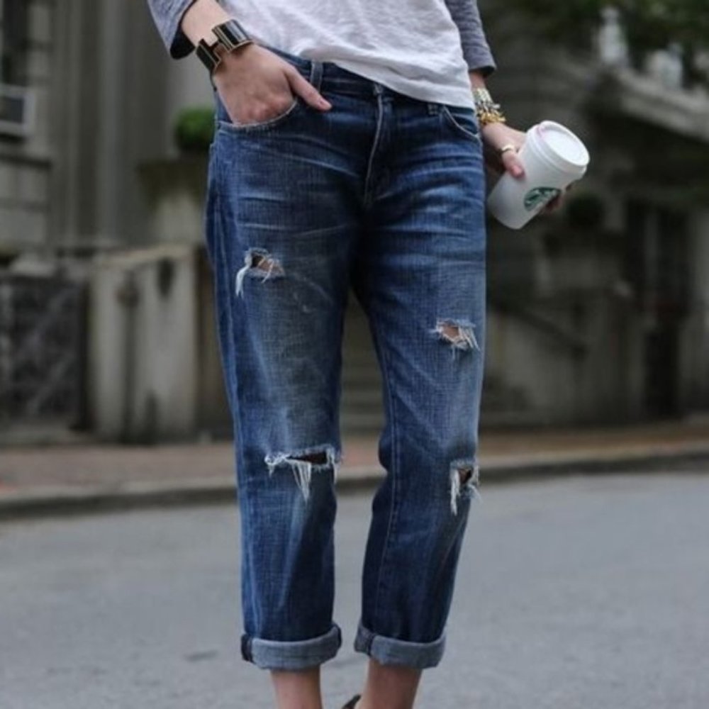 ZARA Distressed Dark Wash Boyfriend Jeans Size 2